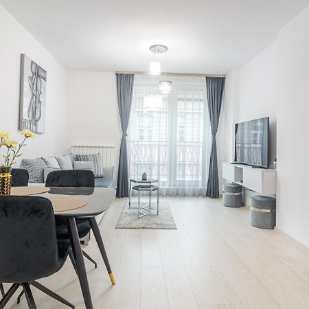 Paris Luxury Top Centre 2Bdr Apt W Work Desk And Wifi Near Nevsky Cathedral Sofia Buitenkant foto